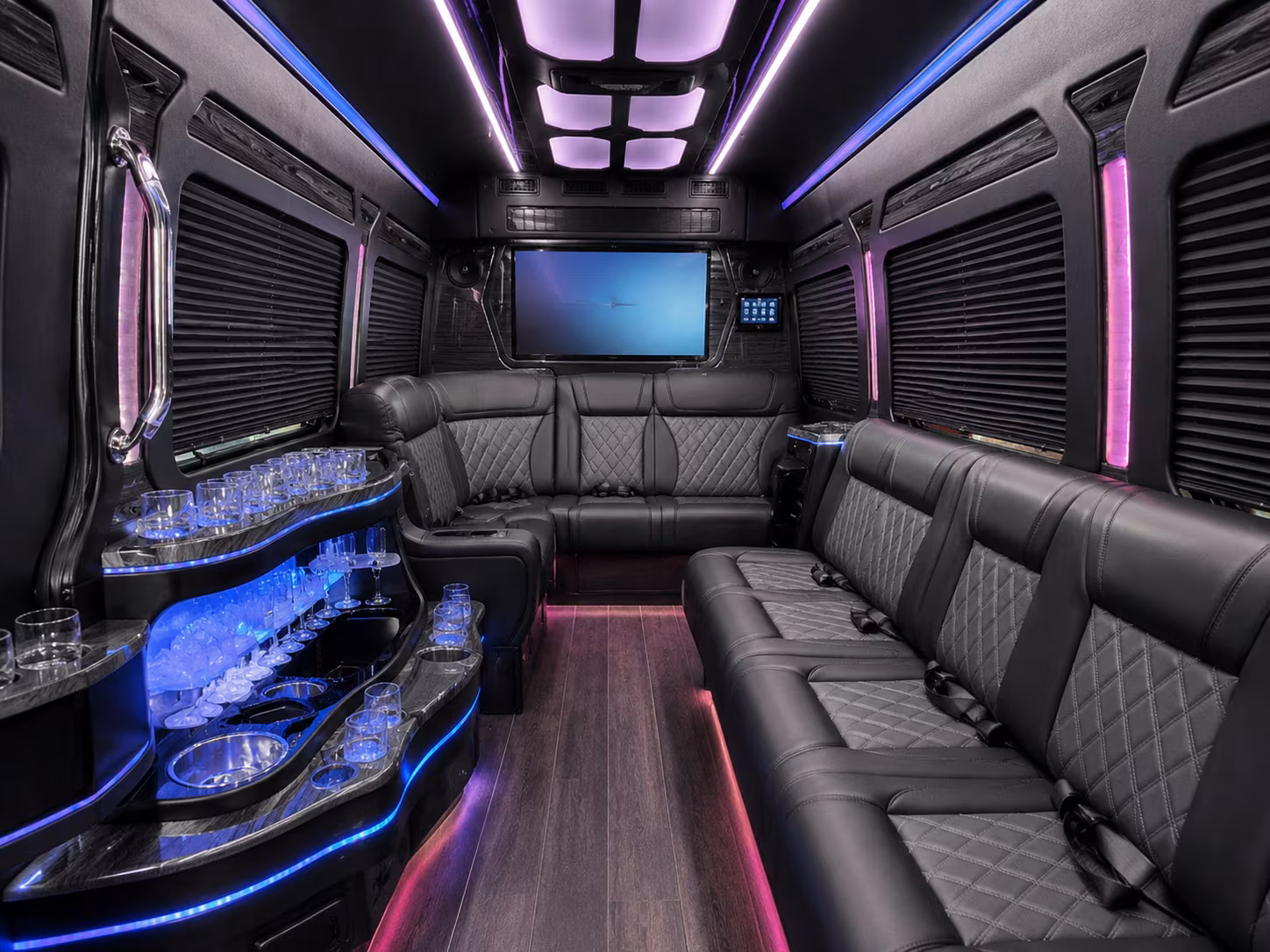 bus rentals for corporate retreats and off site team events
