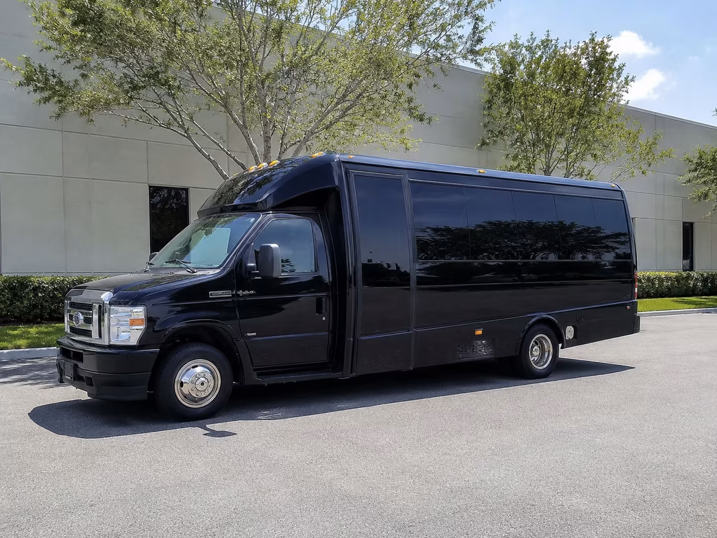 bus rentals for rhode island music festivals and multi day concert events