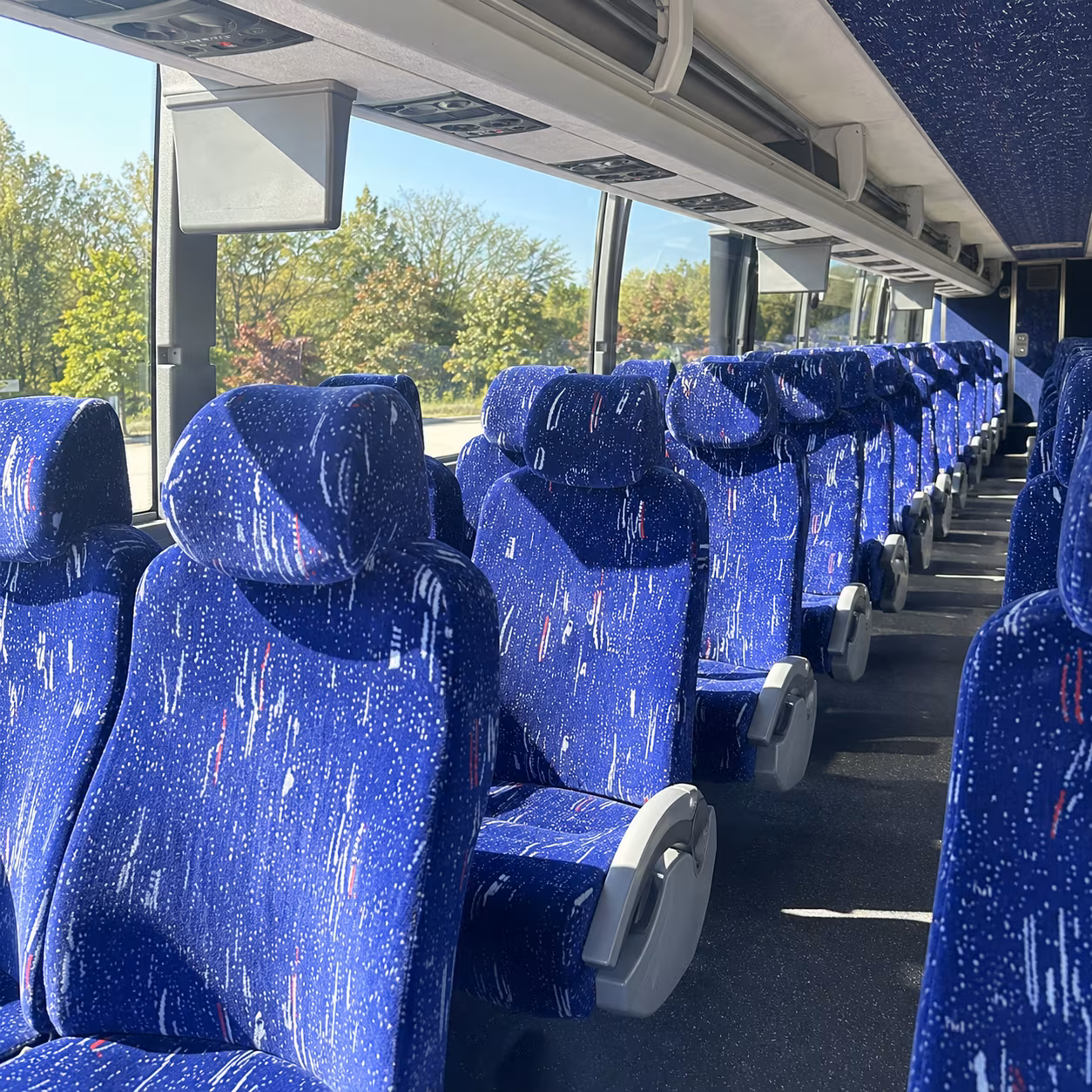 charter buses to bold point park shows in east providence