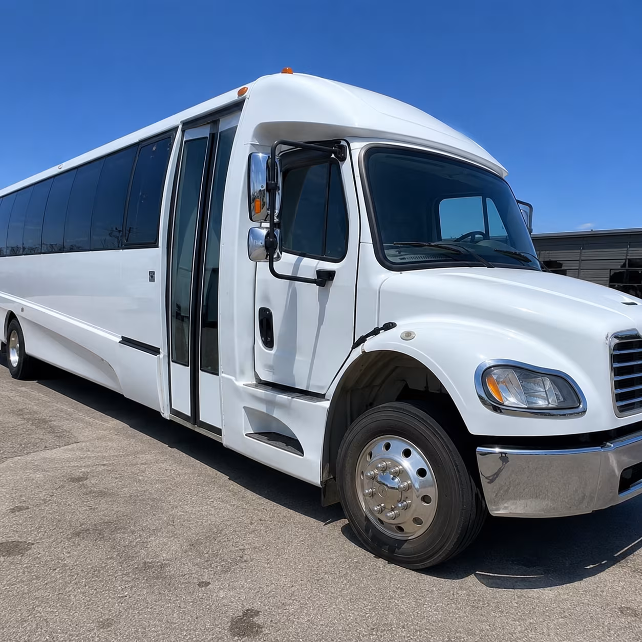 school field trip and educational bus rentals in cranston