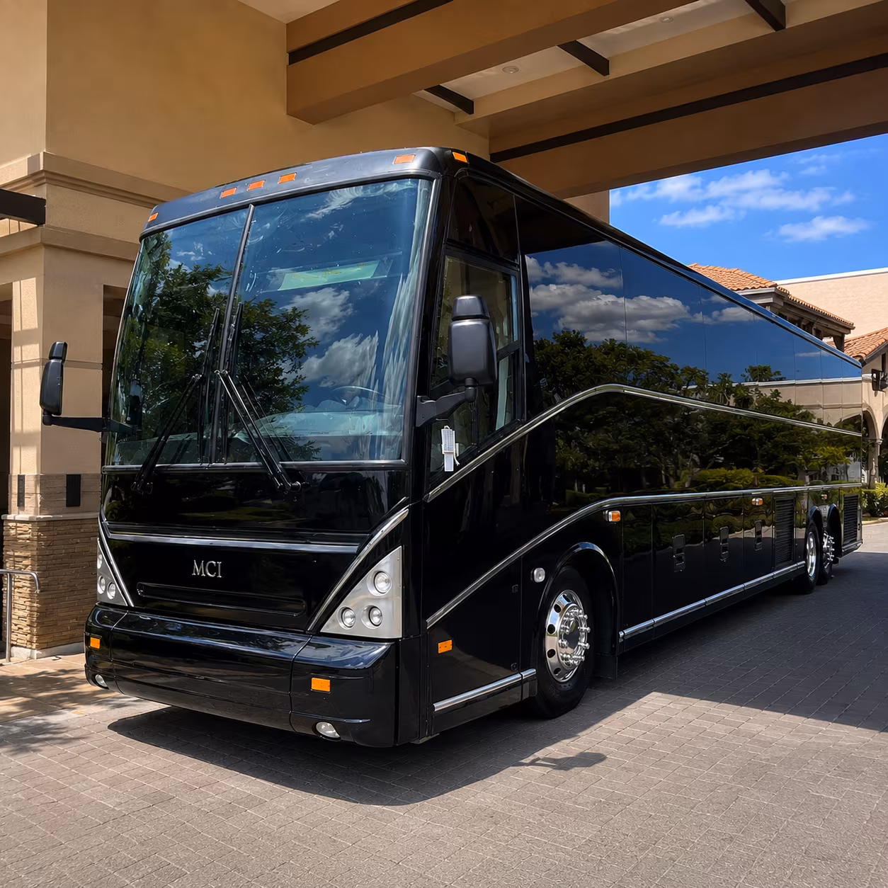 shuttle buses for veterans events and military ceremonies across rhode island