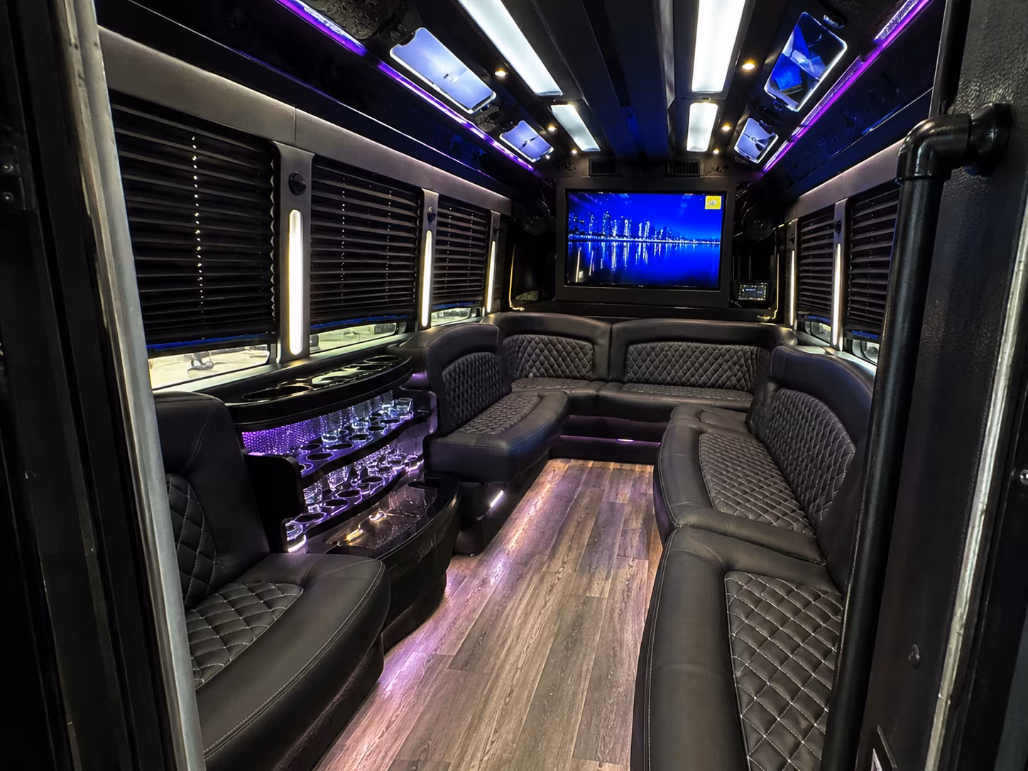 why rent using cranstoncoachbusservice com 2
